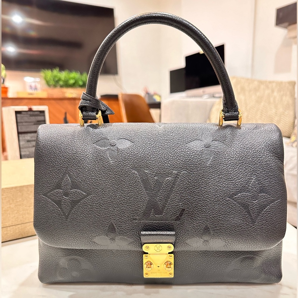 SALE!!!Louis Vuitton Madeleine leather handbag